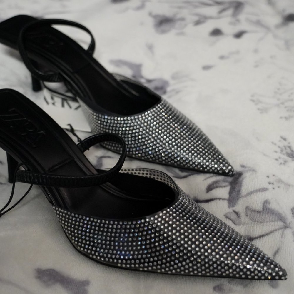 Zara - Black Shimmery Slingback heels